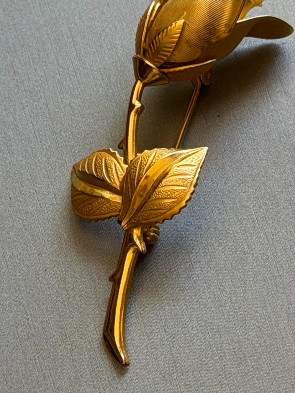 Gold Tone Rosebud Long Stem Brooch